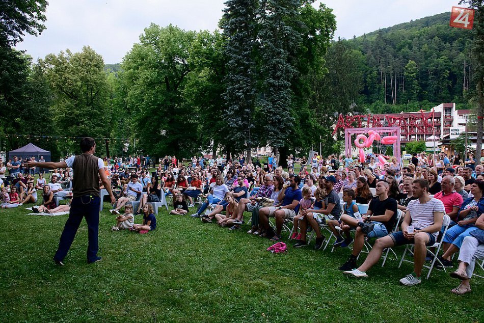 Ilustračný obrázok k článku Obľúbený festival v okrese Trenčín zlomil návštevnícky rekord: Čo najviac lákalo?