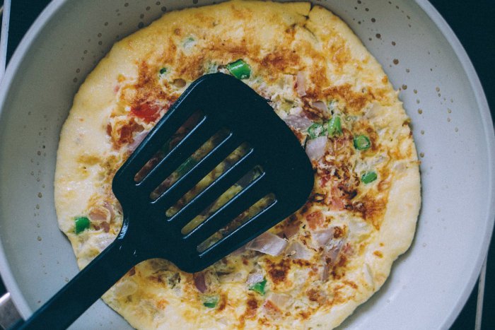 Ilustračný obrázok k článku Perfektný štart dňa: Premeňte obyčajnú omeletu na gurmánsky zážitok