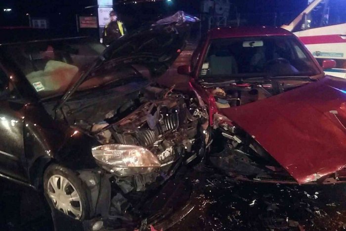 Ilustračný obrázok k článku Zrážka dvoch áut v Trenčíne: Nehoda si vyžiadala zranených, FOTO