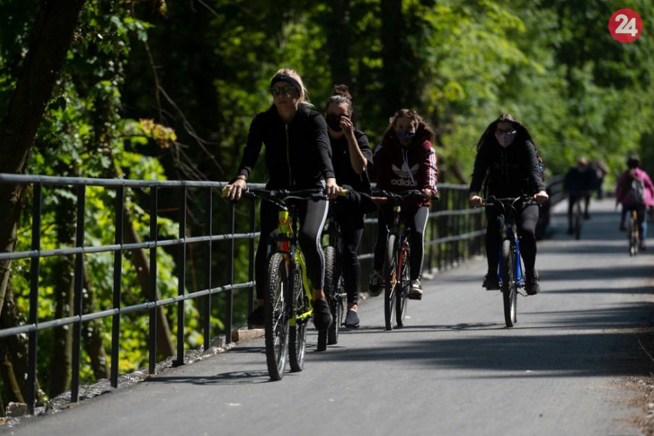 Ilustračný obrázok k článku Tisíce cyklistov jazdia v okolí Trenčína: Najobľúbenejšia trasa je pod Skalkou