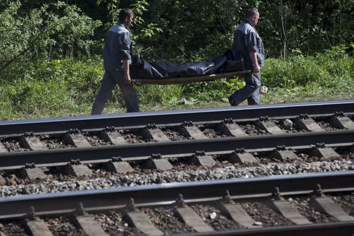 Ilustračný obrázok k článku Nešťastie v Trenčianskej Teplej: Muž stál pri stene, potom ho zrazil vlak
