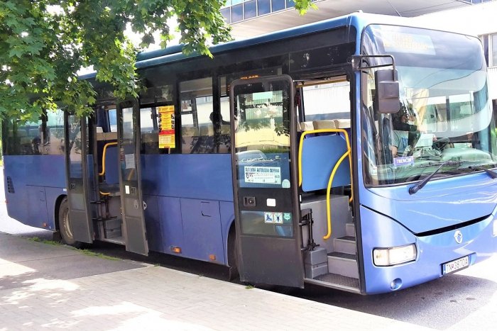 Ilustračný obrázok k článku Reakcia na koronu: OKRESY, kde obmedzili sedadlá v autobusoch