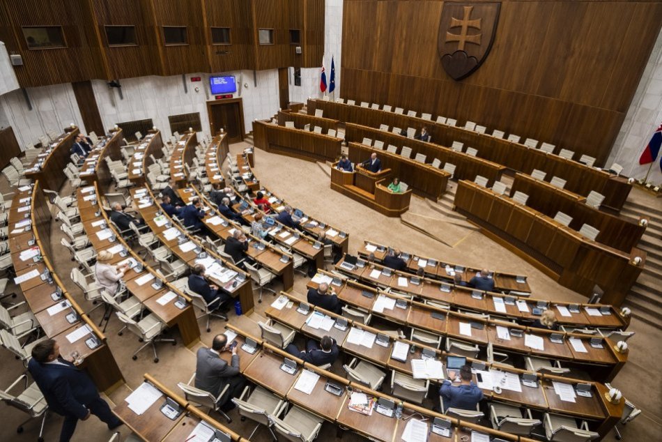 Ilustračný obrázok k článku V parlamente rokovali aj o Okresnom súde Považská Bystrica: Čo platí najnovšie?