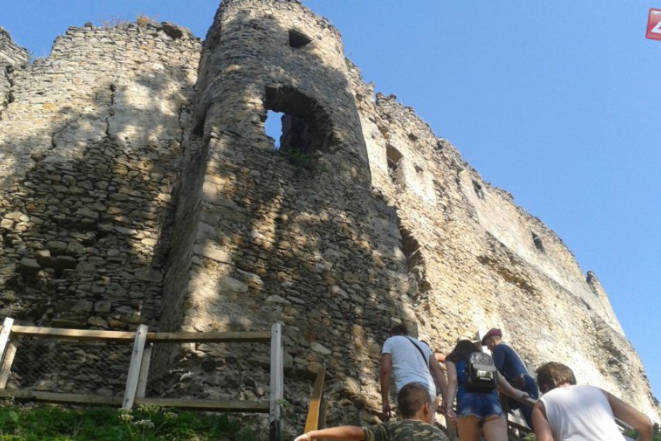 Vynovený Považský hrad: Zábery z jeho sprístupnenia
